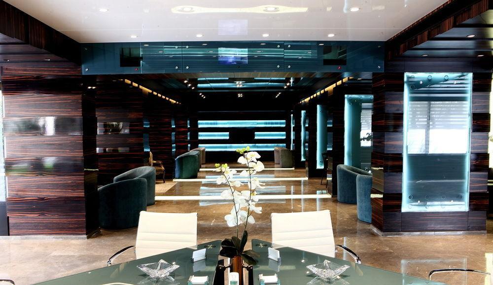 Imperial Suites Hotel Beirut Exterior photo