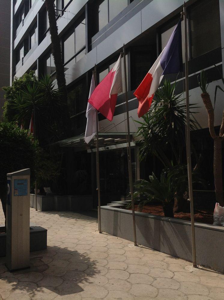 Imperial Suites Hotel Beirut Exterior photo