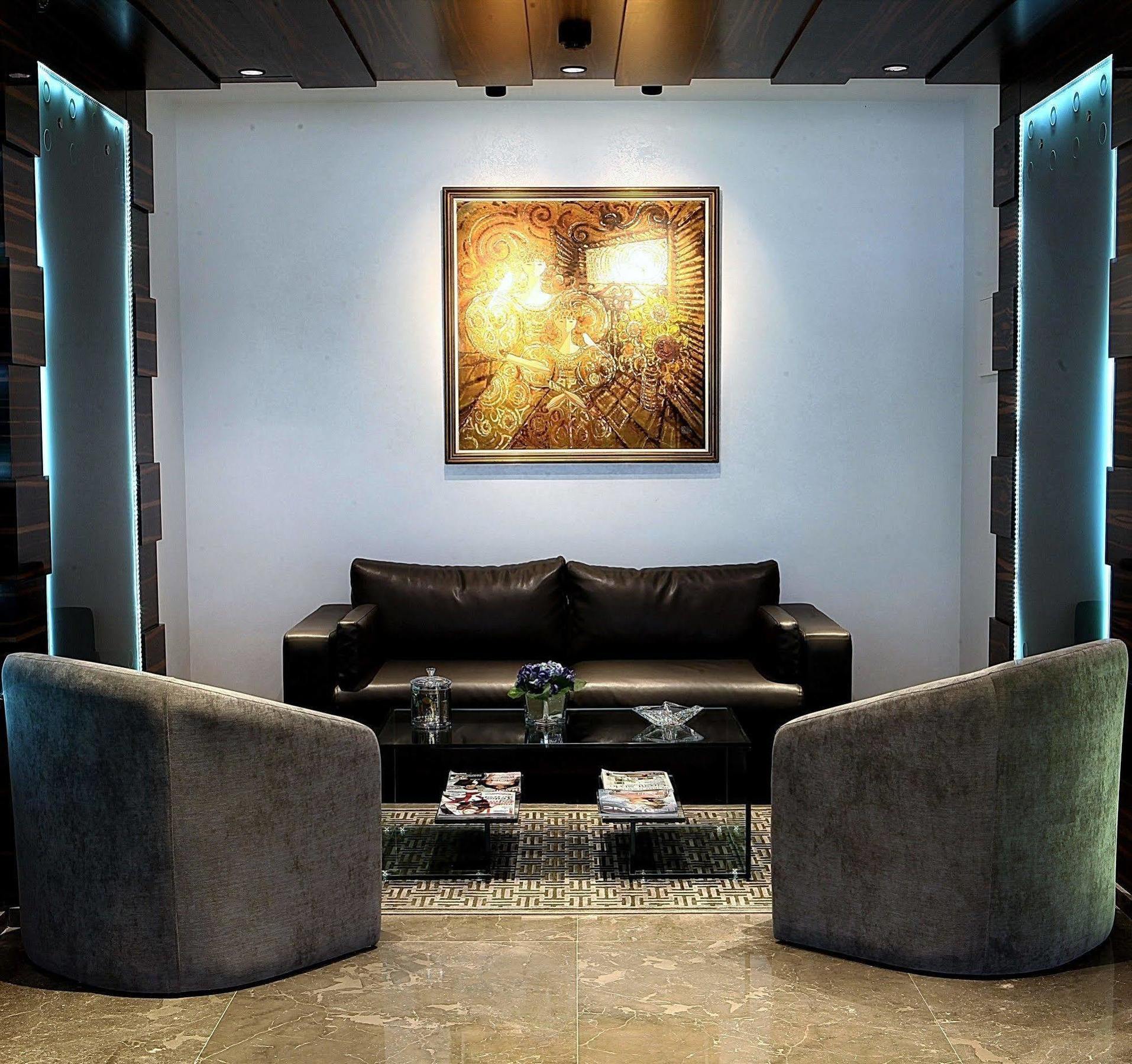 Imperial Suites Hotel Beirut Exterior photo